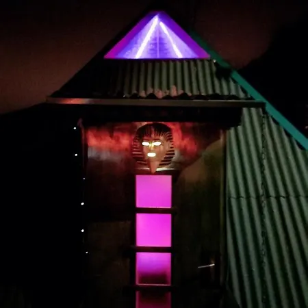 Pyramid Appartement *